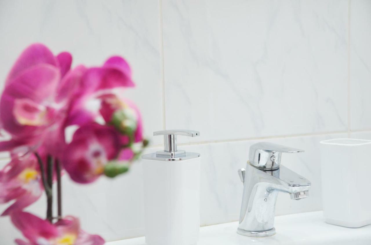 Aegle By Heloni Apartments Athena Bagian luar foto